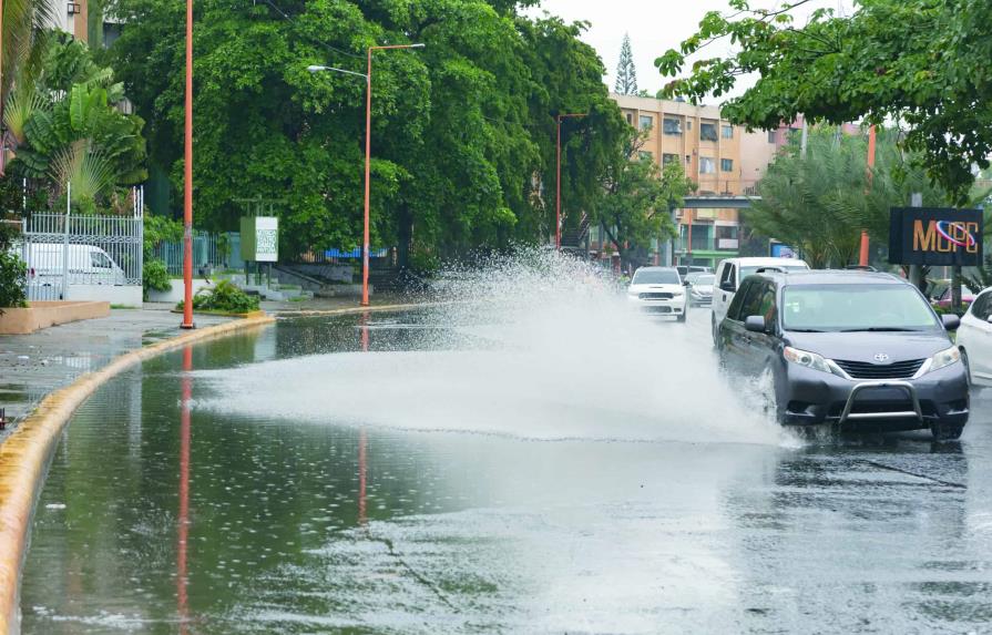 Seis provincias en alerta y vaguada seguirá incidiendo