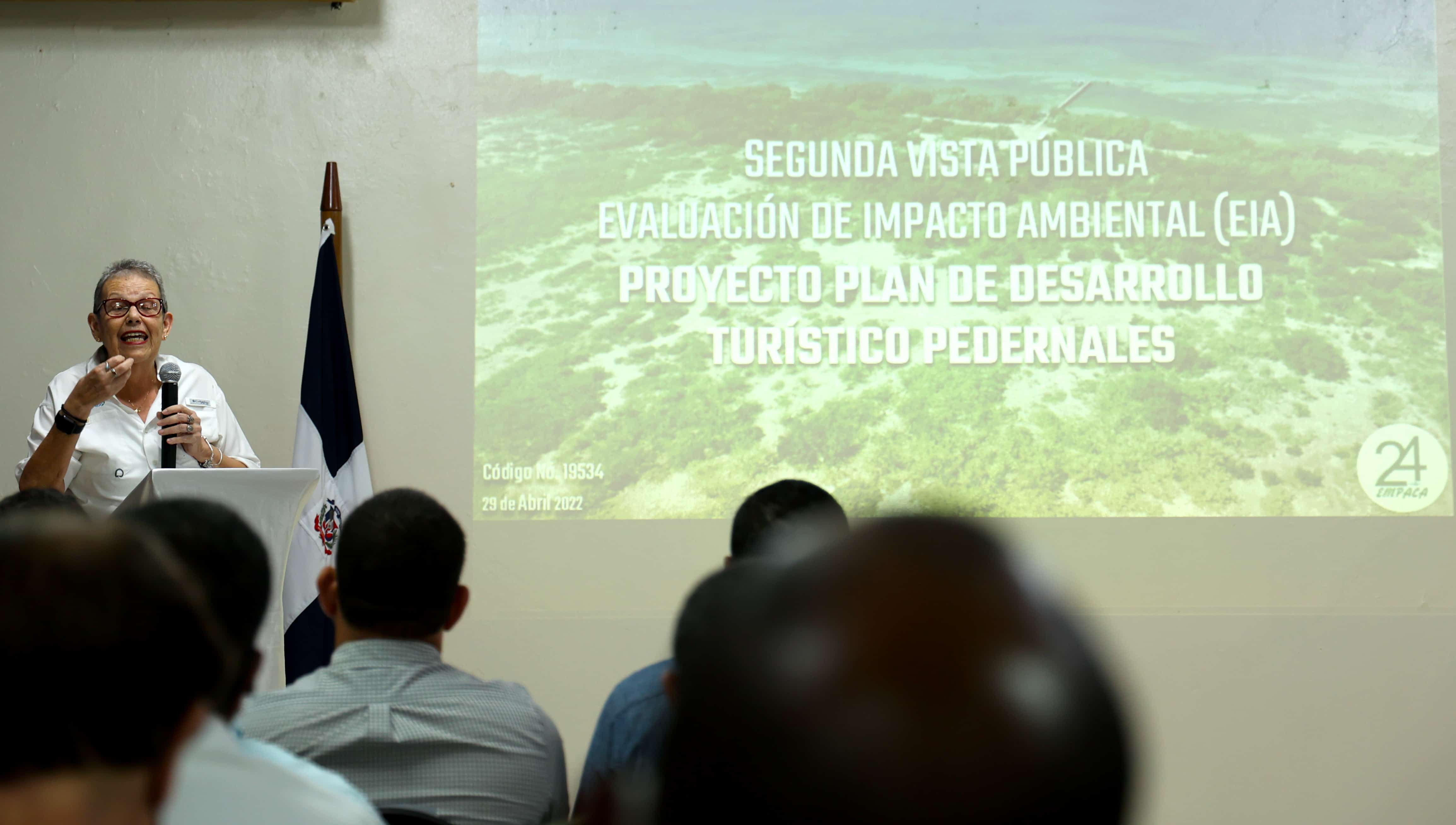 Vista pública sobre estudio de impacto ambiental proyecto Cabo Rojo Pedernales. 