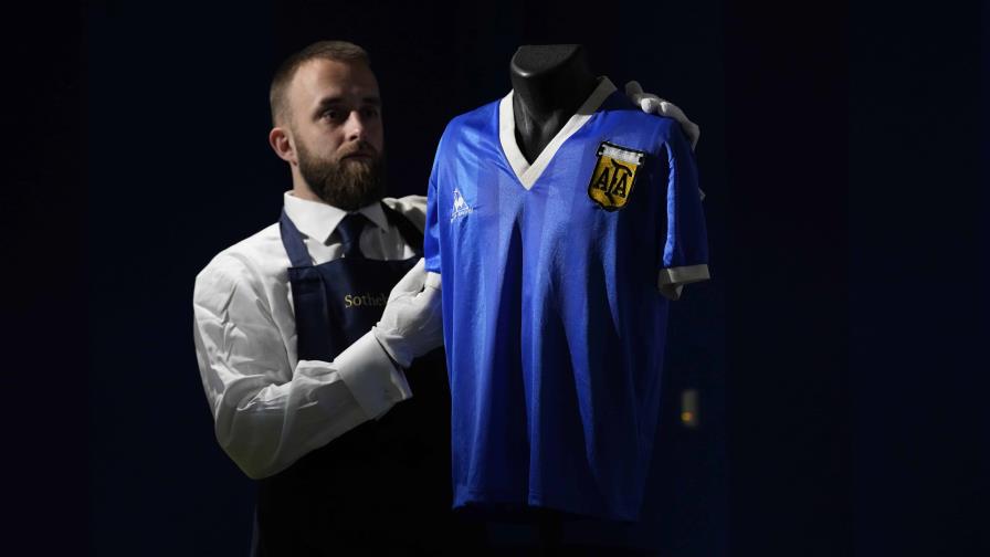 Camiseta de Maradona en México 1986 bate récord en subasta Camiseta de Maradona en México 1986 bate récord en subasta