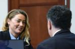 Amber Heard da su testimonio en juicio por difamación