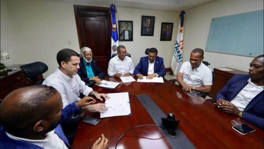 Acuerdo entre Fenatrano y el Intrant otorga plazo para sacar vehículos del corredor de la Charles Acuerdo entre Fenatrano y el Intrant otorga plazo para sacar vehículos del corredor de la Charles