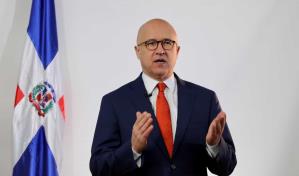 Domínguez Brito dice "tiempo de reforma ya pasó" y que construiría nueva policía de llegar a la Presidencia