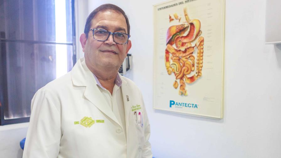 Dr. Alberto Santana: “El 80% de los pacientes con enfermedad celiaca no saben que sufren intolerancia al gluten” Dr. Alberto Santana: “El 80% de los pacientes con enfermedad celiaca no saben que sufren intolerancia al gluten”