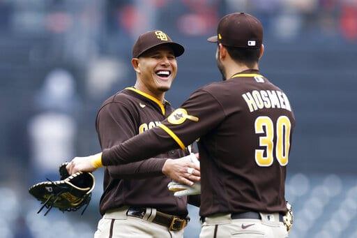 Mike Clevinger impacta en su regreso, Padres vence a Guardianes