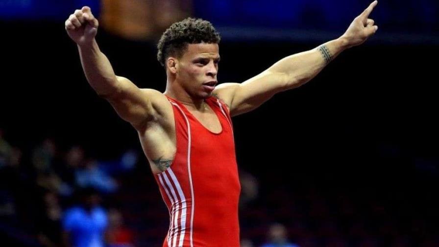 Luchador Ismael Borrero abandona delegación cubana en México