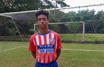Delfines del Este ganan al Atlético Romana en fútbol sub-19