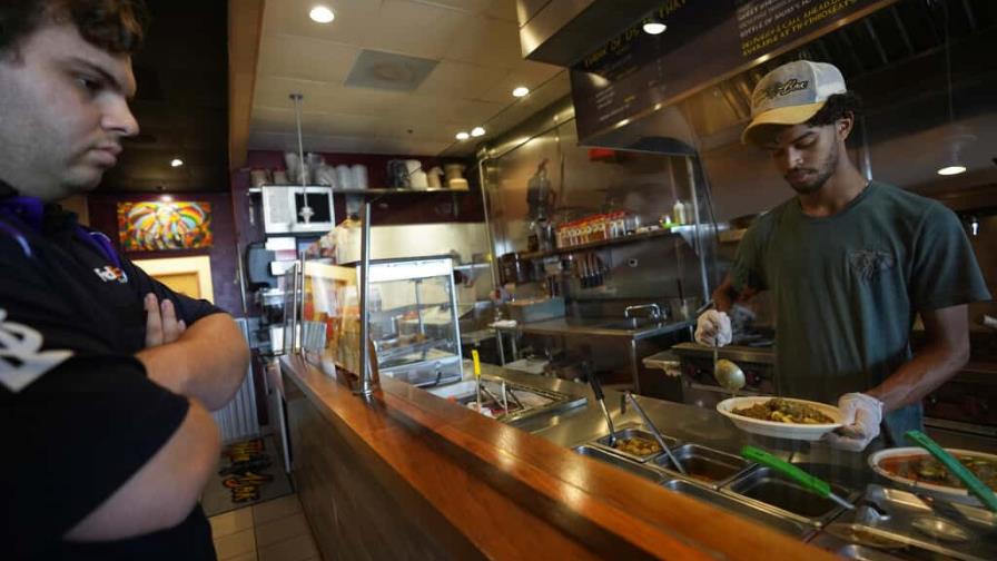 Pequeñas empresas en EEUU sufren para contratar personal