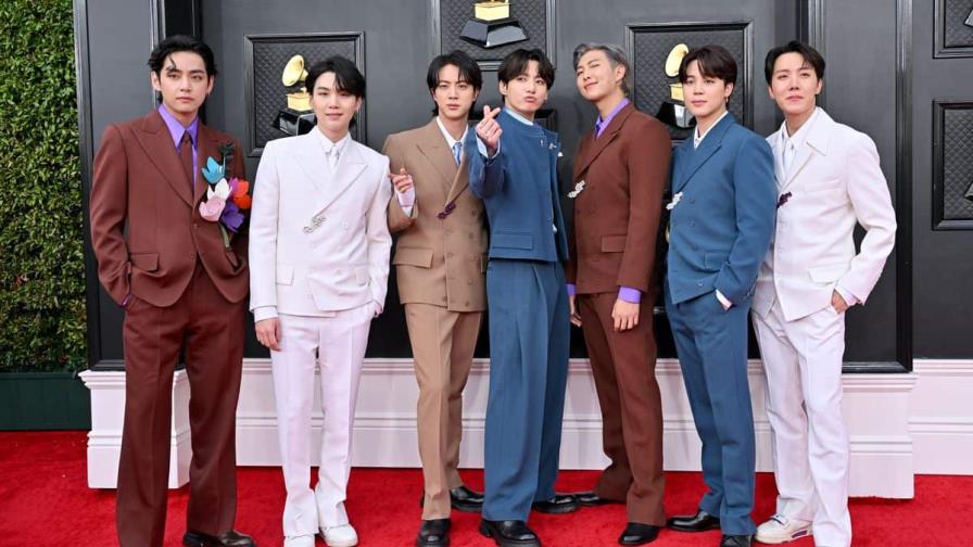 BTS lanzará nuevo álbum recopilatorio con tres temas inéditos