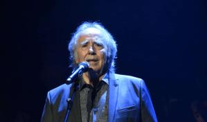 Serrat y “el vicio de cantar” por casi 60 años en un memorable concierto