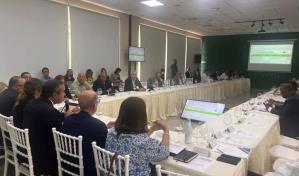 Entidades acuerdan respaldar proyectos de ley medioambientales en mesa de diálogo