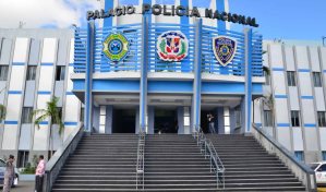 Se entrega tercer implicado en robo a cami&oacute;n de valores en plaza comercial