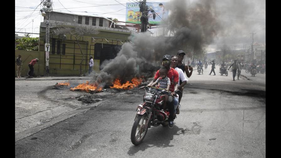 Sube a 39 el número de civiles muertos en el conflicto entre bandas en Haití Sube a 39 el número de civiles muertos en el conflicto entre bandas en Haití
