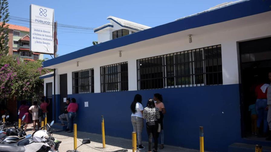 Entre risas, La Demente asegura estar tranquila durante detención en SDE