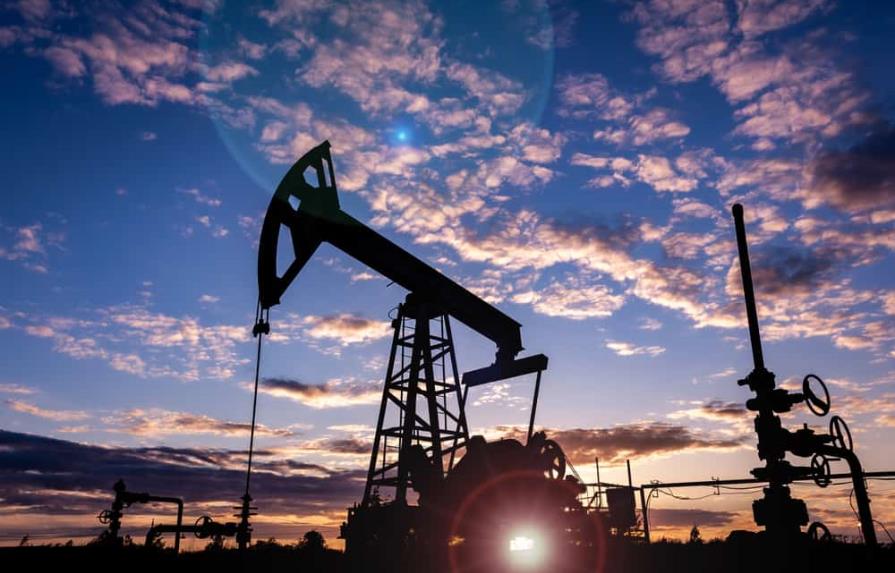 OPEP y Rusia confirman el moderado aumento de producción previsto para junio