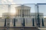 Una valla de dos metros rodea el Supremo de EEUU tras las protestas del aborto Una valla de dos metros rodea el Supremo de EEUU tras las protestas del aborto