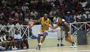 Eduardos del Batey evitan barrida y prolongan serie ante Sharks de Sosúa