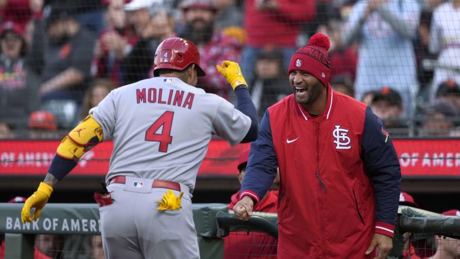 VÍDEO | Molina sacude jonrón y Cardinales arrollan 7-1 a Gigantes