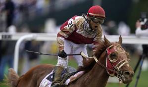 Rich Strike da la gran sorpresa al llegar primero en el Derby de Kentucky