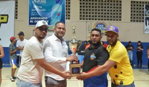 Edgar Tejeda y Debley Agramonte sumaron 67 puntos para coronar al Máximo Gómez