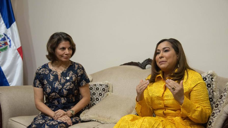 Las mujeres se enfrentan a retos normativos y sociales en la política