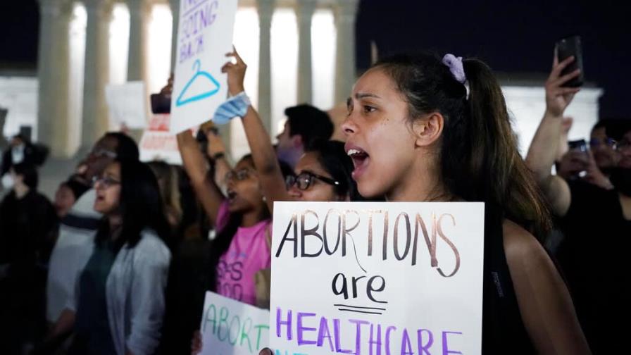 La Casa Blanca advierte contra violencia tras protestas por fallo sobre aborto