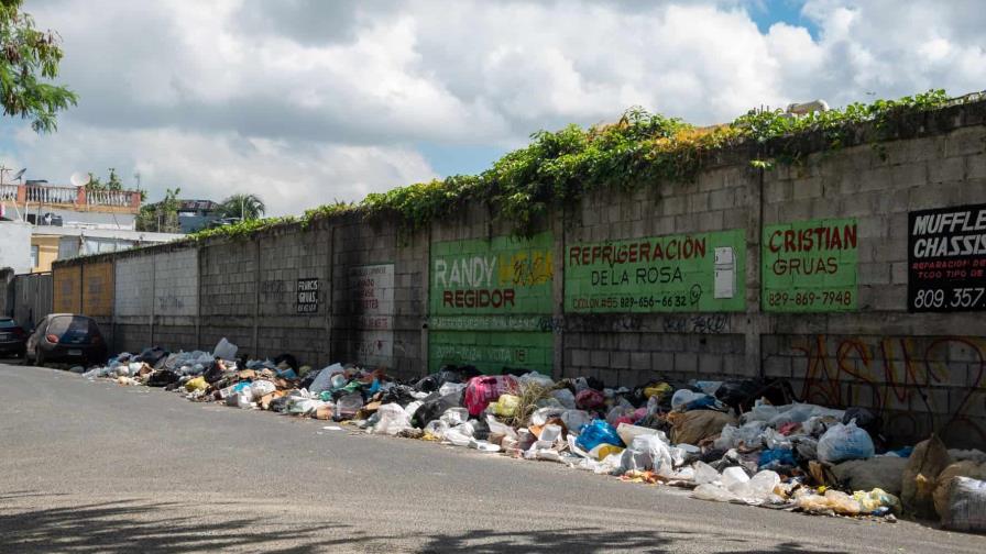 Basura afecta a familias de Santo Domingo Oeste