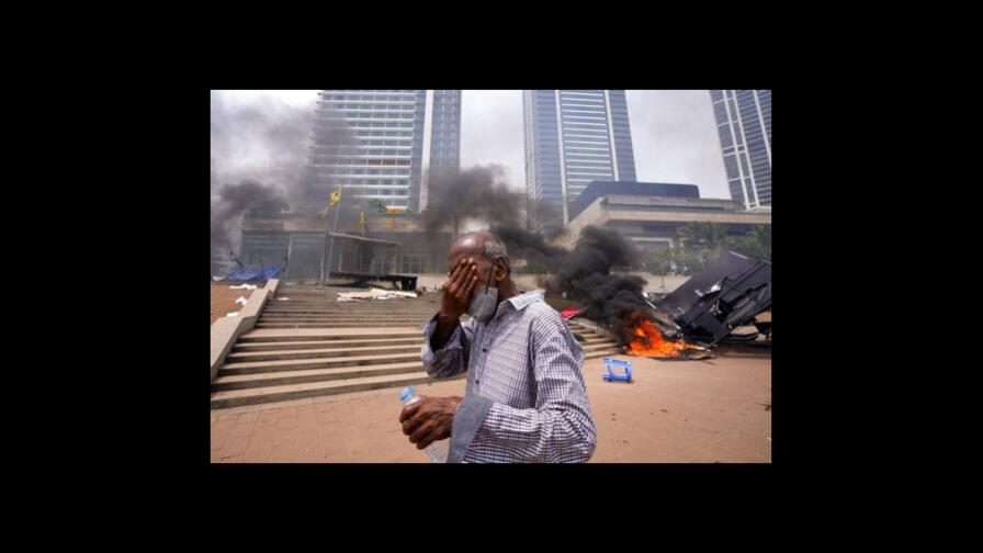 Renuncia el premier de Sri Lanka Mahinda Rajapaksa tras semanas de protestas Renuncia el premier de Sri Lanka Mahinda Rajapaksa tras semanas de protestas