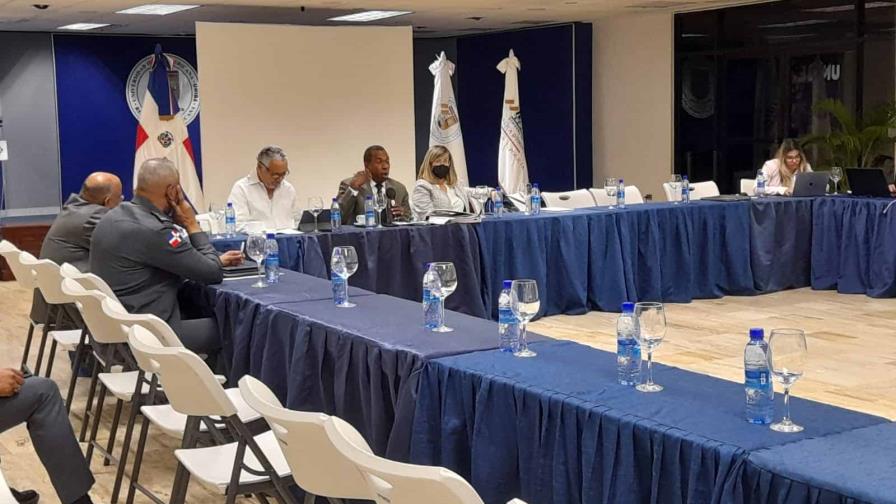 Mesa de reforma policial extendió sus reuniones de trabajo