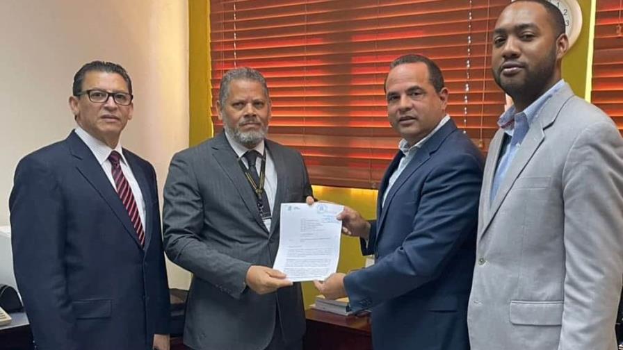 Fuerza del Pueblo pide a la JCE que permita votar con la actual cédula en elecciones del 2024