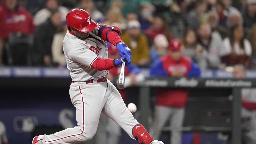 VÍDEO | Jonrones de dominicano Jean Segura y Hoskins guían triundo de Filis