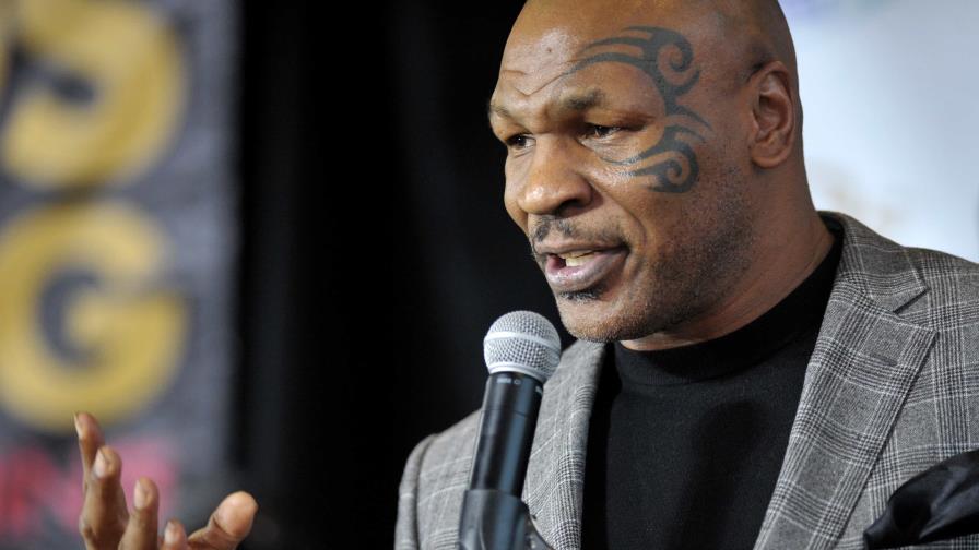 Mike Tyson no afrontará cargos por trompón a hostigador del avión Mike Tyson no afrontará cargos por trompón a hostigador del avión