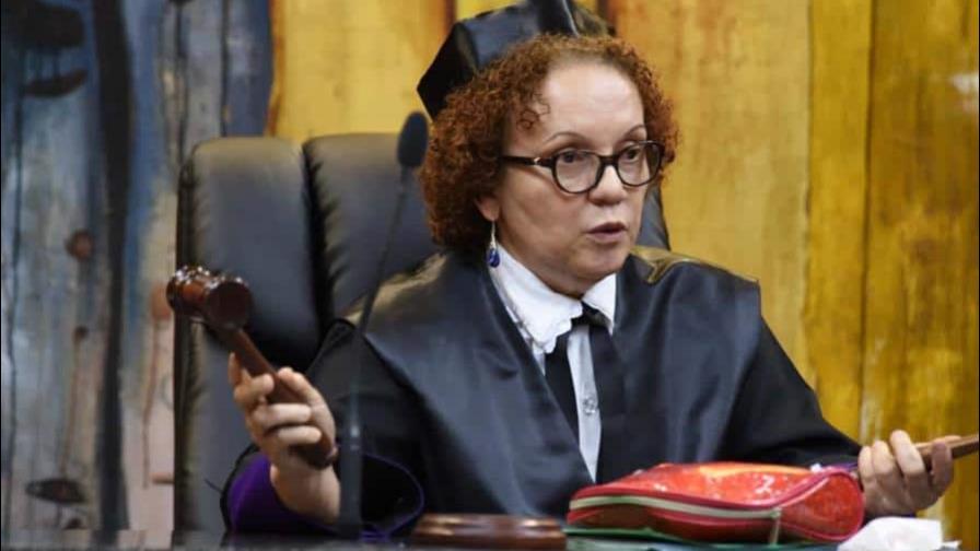 Procuraduría va a Montecristi a interrogar fiscal por caso de droga colocada en barbería