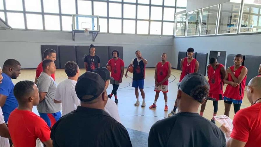 Los Leones de Santo Domingo inician el proceso de retención de la corona