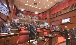 Senado honra con un minuto de silencio al extinto l&iacute;der pol&iacute;tico Jos&eacute; Francisco Pe&ntilde;a G&oacute;mez
