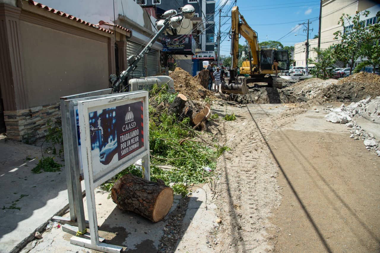 Los trabajos se hacen dia y noche