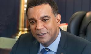 Senador se opone a que cambie nombre de la calle Moca por el de Johnny Ventura