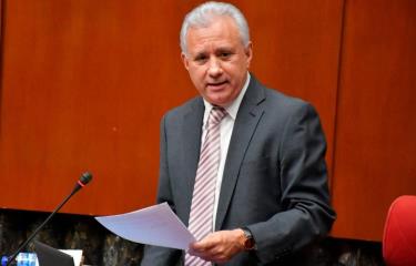Pleno del Senado no interpelará a Gloria Reyes sobre fraude al programa Supérate