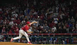 Juego sin hits para el novato Reid Detmers de los Angelinos