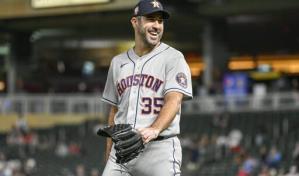 Verlander pierde sin hit en la 8va y los Astros vencen a Mellizos