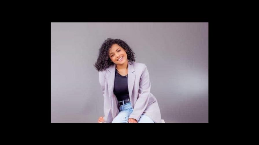 Averly Morillo graba primer álbum Ante tu Altar live junto a su banda Averly Morillo graba primer álbum Ante tu Altar live junto a su banda