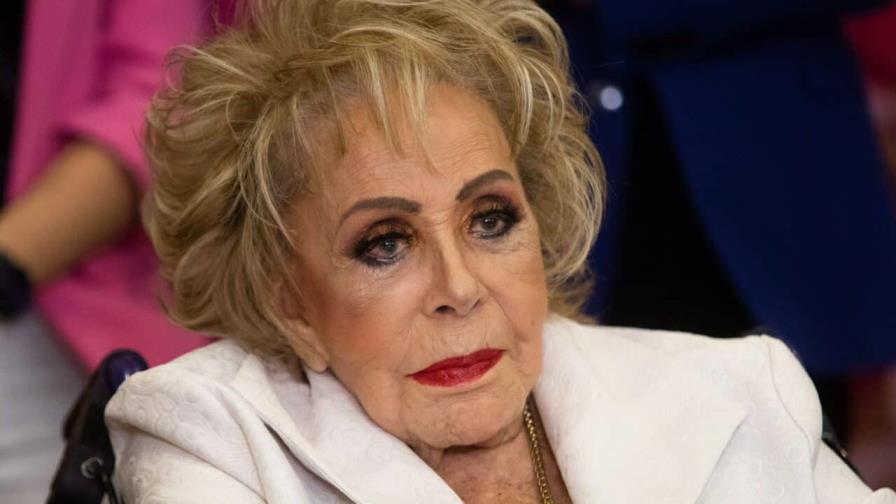 Usuarios de las redes sociales critican regreso de Silvia Pinal al teatro