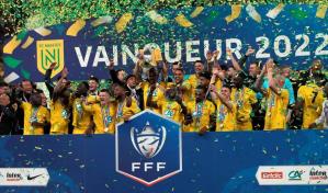 Lo que ocasionó en Nantes, cánticos de fans de Niza sobre Sala