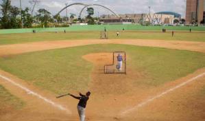 Béisbol y baloncesto predominan entre obras deportivas del país