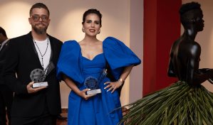 Sarah Jorge León recibe premio a Mejor actriz por Adopresci