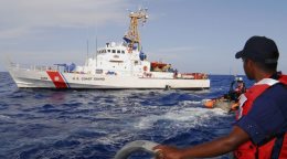 Repatrian a 63 migrantes a Rep&uacute;blica Dominicana tras ser detenidos en aguas de Puerto Rico