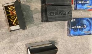 Mujer en Nueva York intenta viajar con 400 balas en equipaje de mano