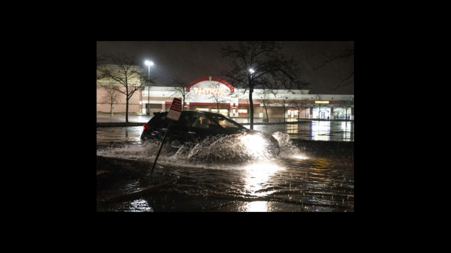 Dos muertos, una de ellos mexicana, por tormentas en EEUU