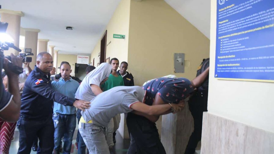 Abogados recusan al juez que conoce coerción a involucrados en muerte de David de los Santos