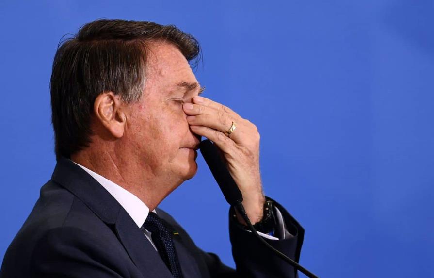 Bolsonaro decreta luto en Brasil por muerte del presidente de Emirato Árabes Unidos