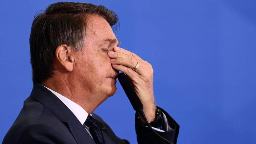 Bolsonaro decreta luto en Brasil por muerte del presidente de Emirato Árabes Unidos